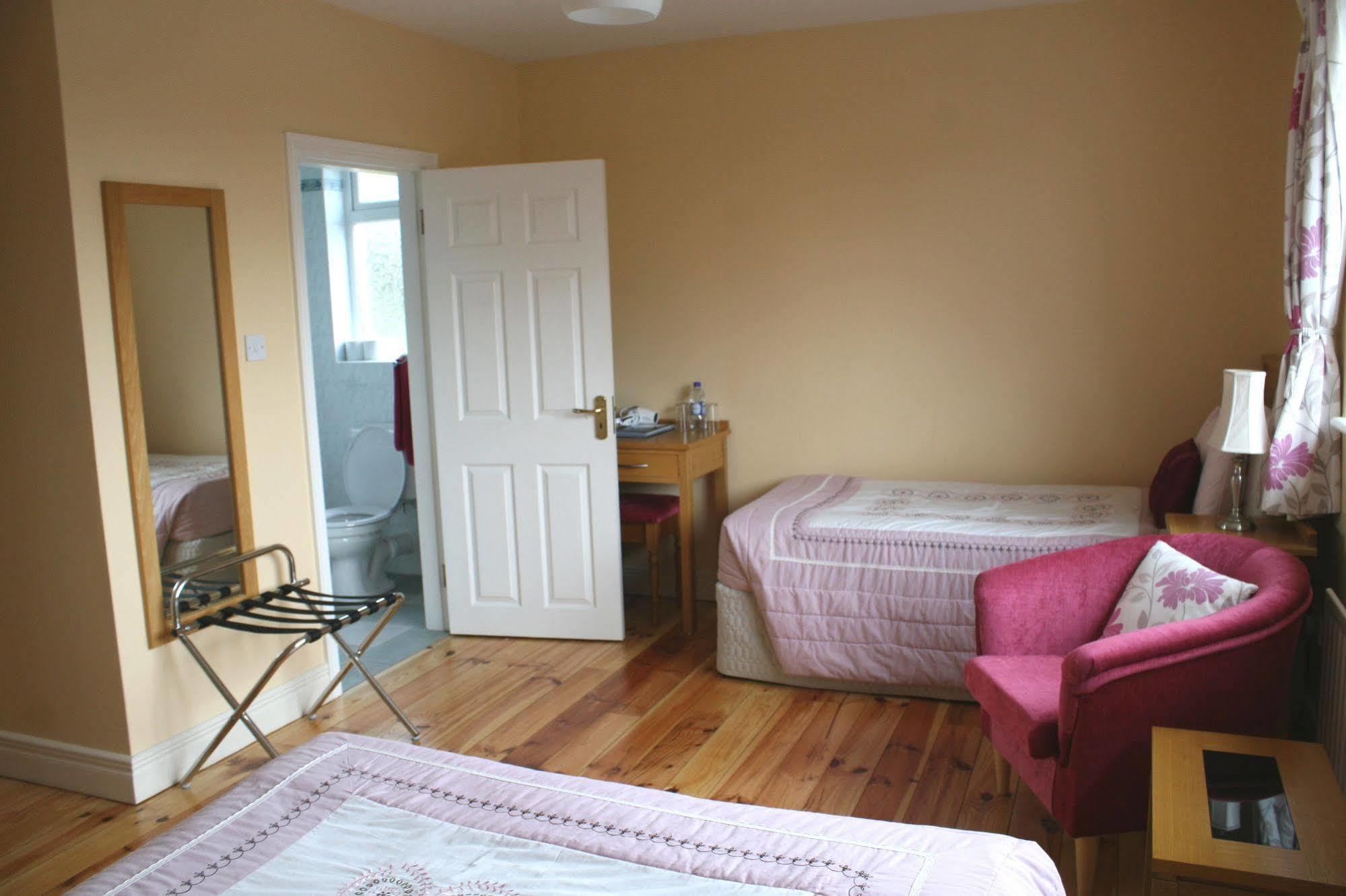 Carrowntober House B & B Oughterard Exterior photo
